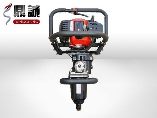 點擊查看詳細信息<br>標題：便攜式內燃扳手 閱讀次數：4521