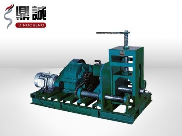 點擊查看詳細信息<br>標題：臥式多功能滾動彎管機 閱讀次數(shù)：4843