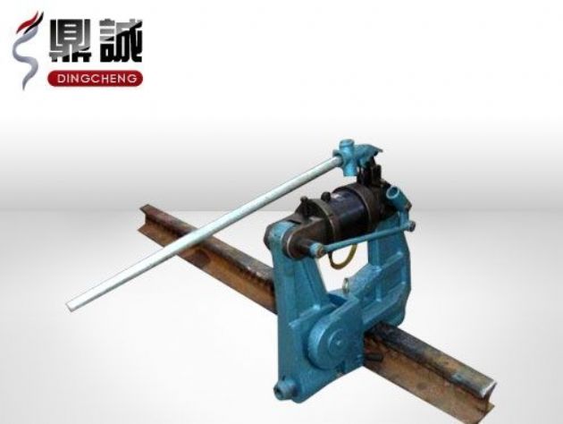 點擊查看詳細信息<br>標題：液壓鋼軌擠孔機 閱讀次數：4560